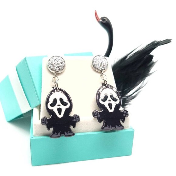 Hand Crafted Jewelry - Spooky Ghost Face Women's Halloween Fashion Dangle Earring
